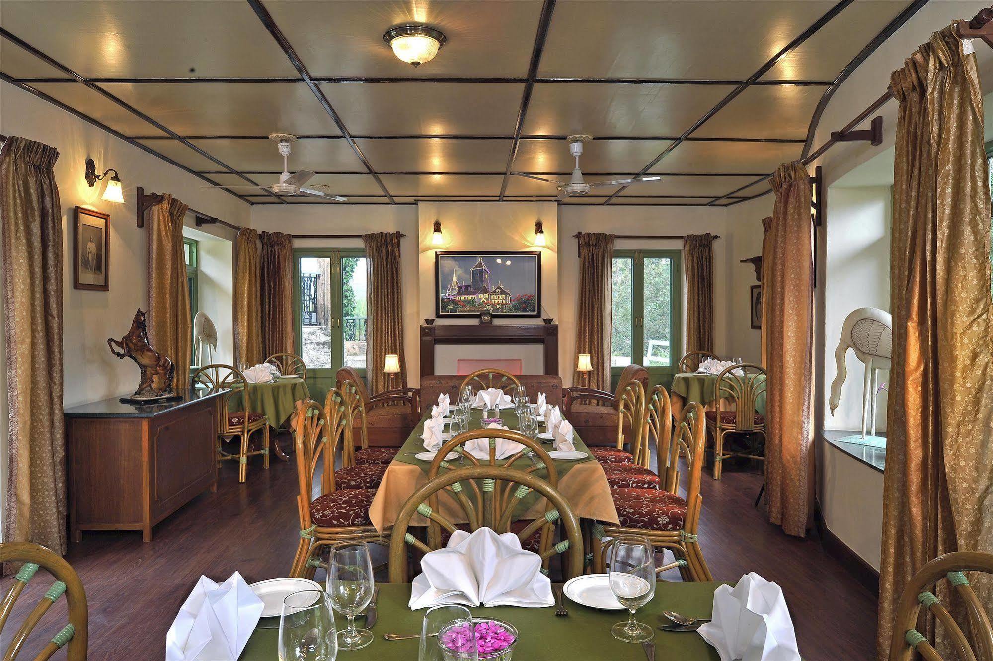 Welcomheritage Connaught House Mount Abu Ngoại thất bức ảnh
