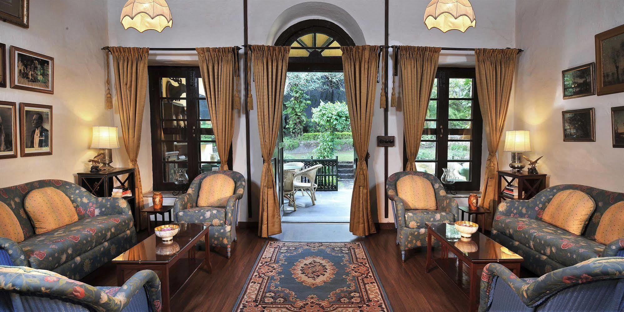 Welcomheritage Connaught House Mount Abu Ngoại thất bức ảnh
